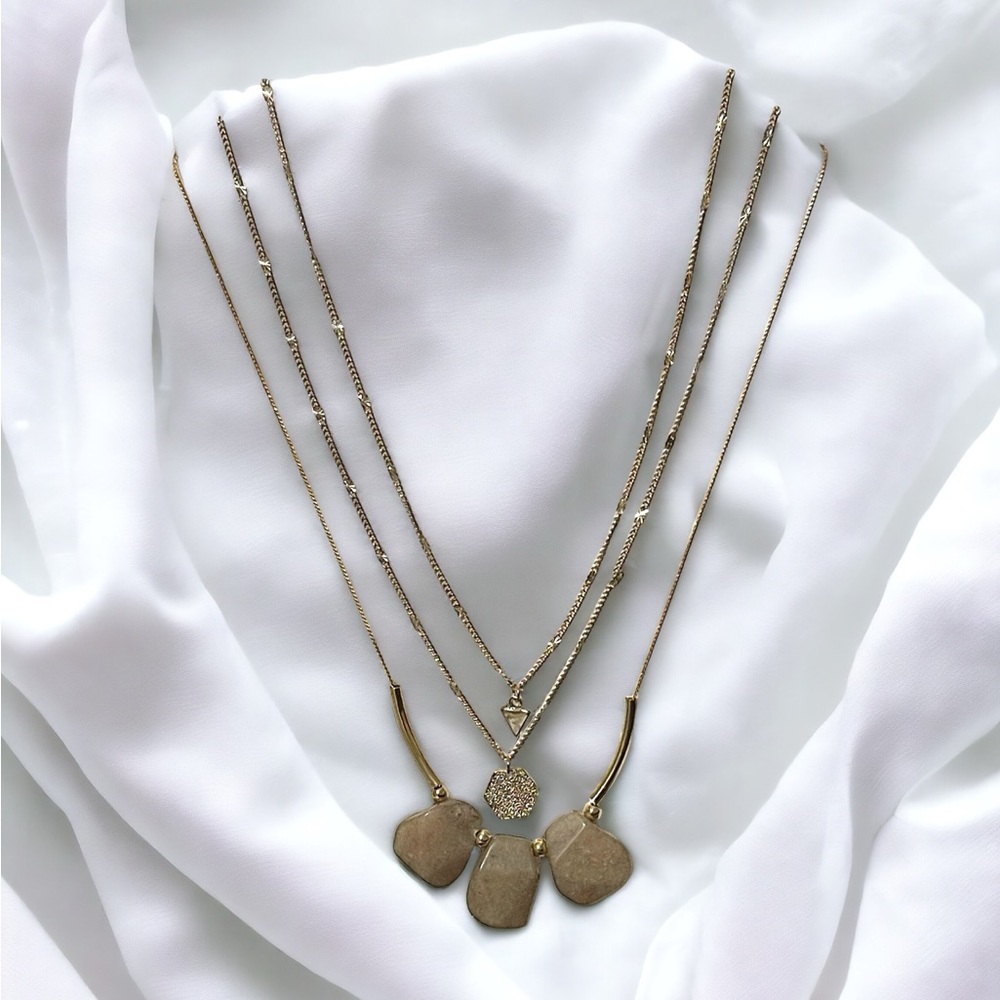 3/$17 NWT New York & Co necklace